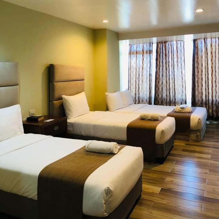 Skyland Garden Hotel and Resort Baguio City Exteriör bild