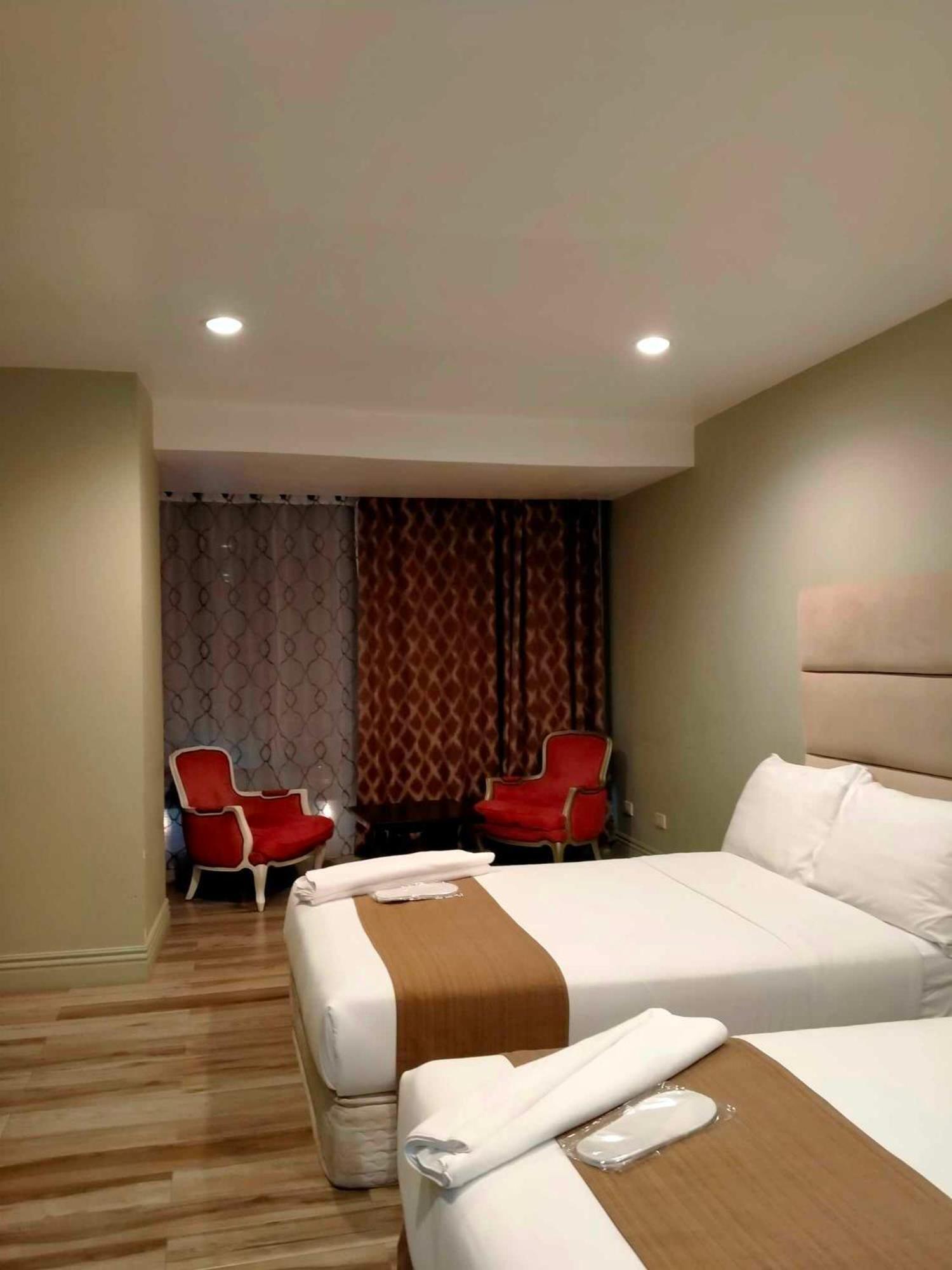 Skyland Garden Hotel and Resort Baguio City Exteriör bild