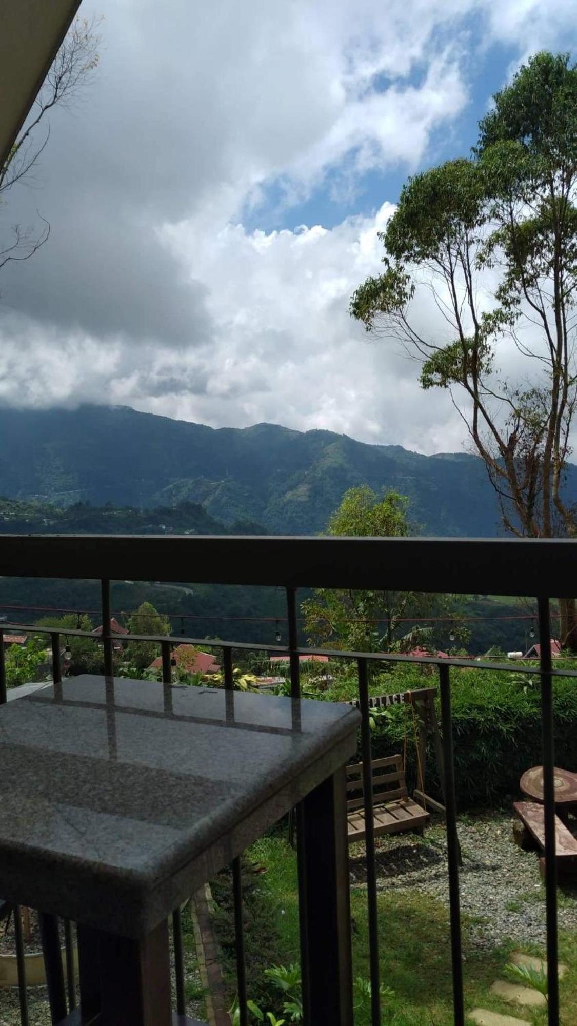 Skyland Garden Hotel and Resort Baguio City Exteriör bild
